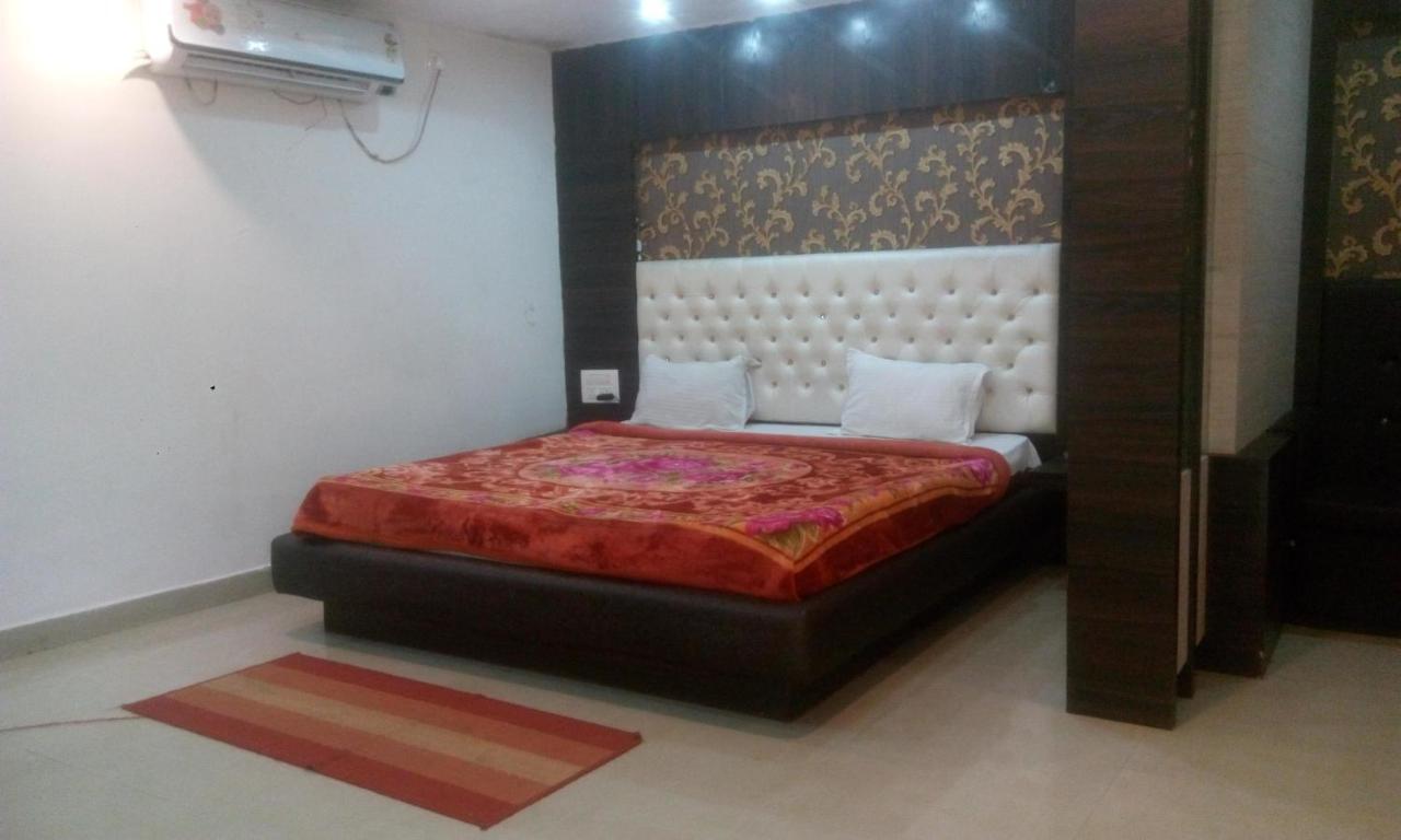 رانشي Hotel Priya Palace المظهر الخارجي الصورة